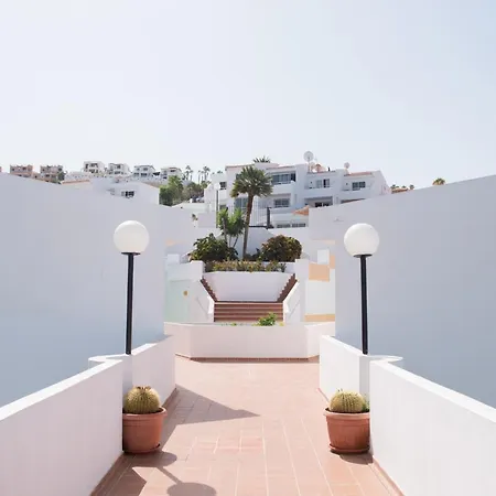 Island Village * Costa Adeje (Tenerife)