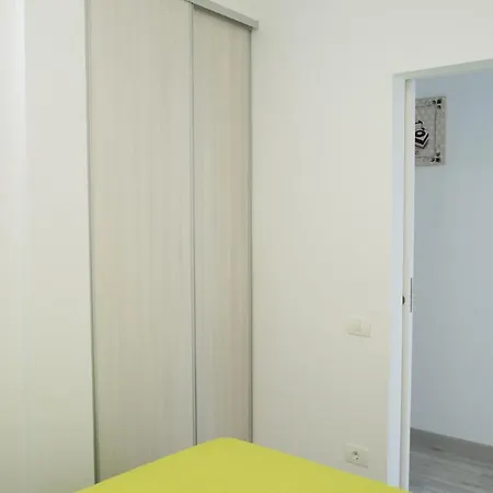 Island Village Appartement *